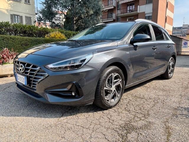 Hyundai i30 1.6 CRDi 136cv DCT 48V Prime SW