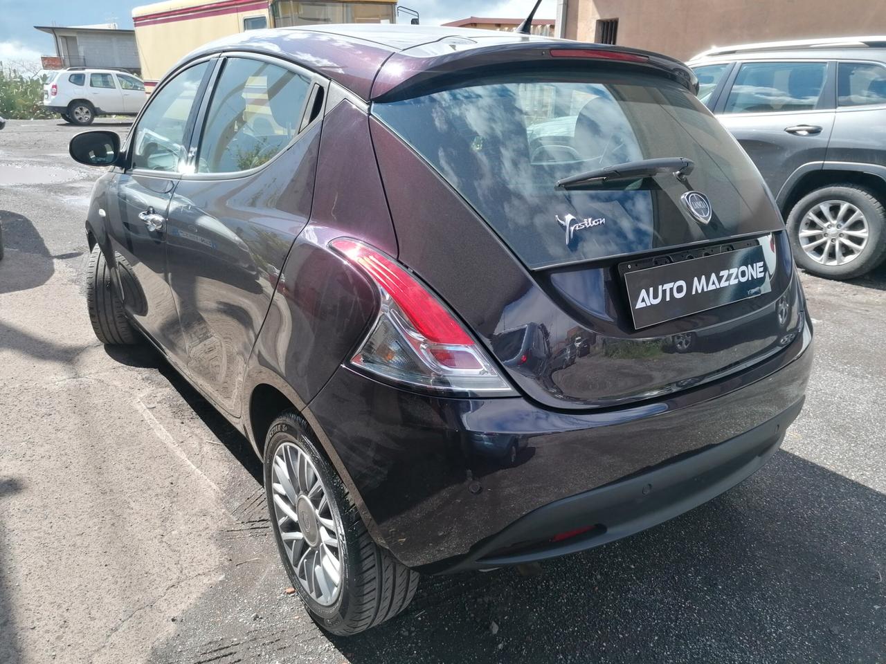 Lancia Ypsilon 1.3 MJT 16V 95 CV (da vetrina)