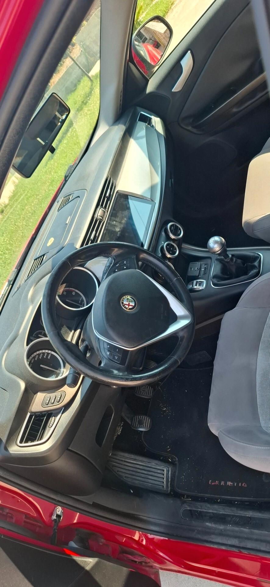 Alfa Romeo Giulietta 1.6 JTDm-2 105 CV Distinctive