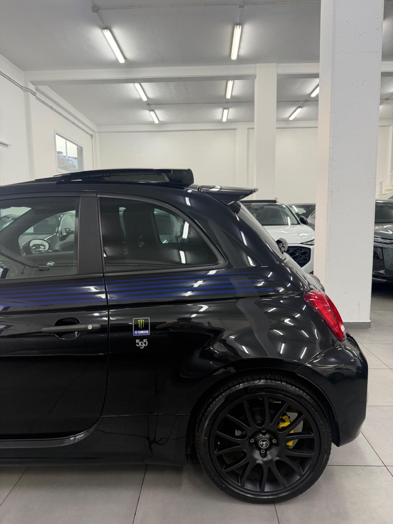 500 Abarth 595 165 CV Monster Energy Yamaha