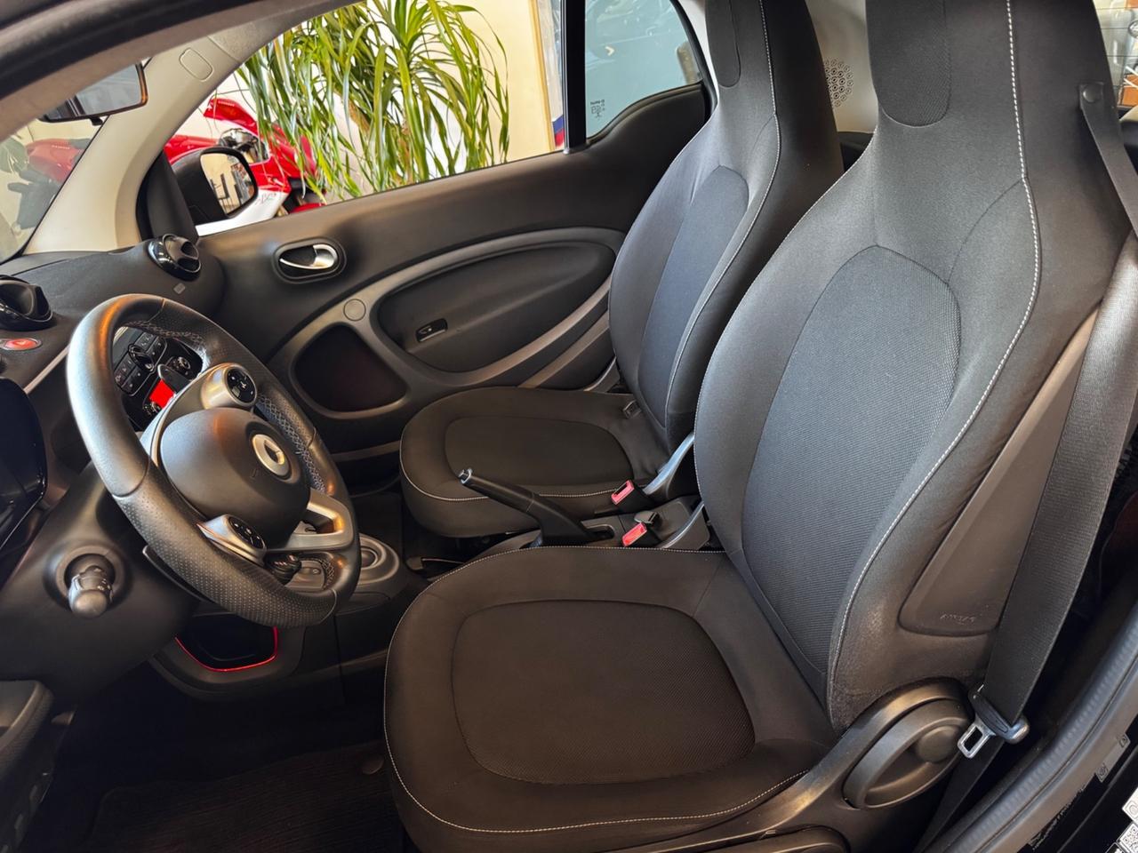 Smart ForTwo BRABUS 0.9 Turbo twinamic Xclusive