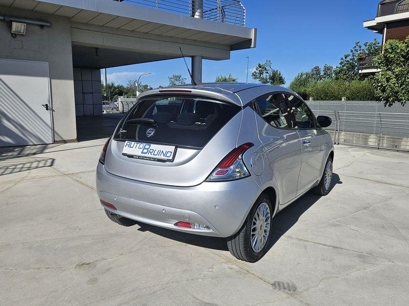 Lancia Ypsilon 1.2 69 CV 5 porte GPL Ecochic Gold con BONUS EASY GO'