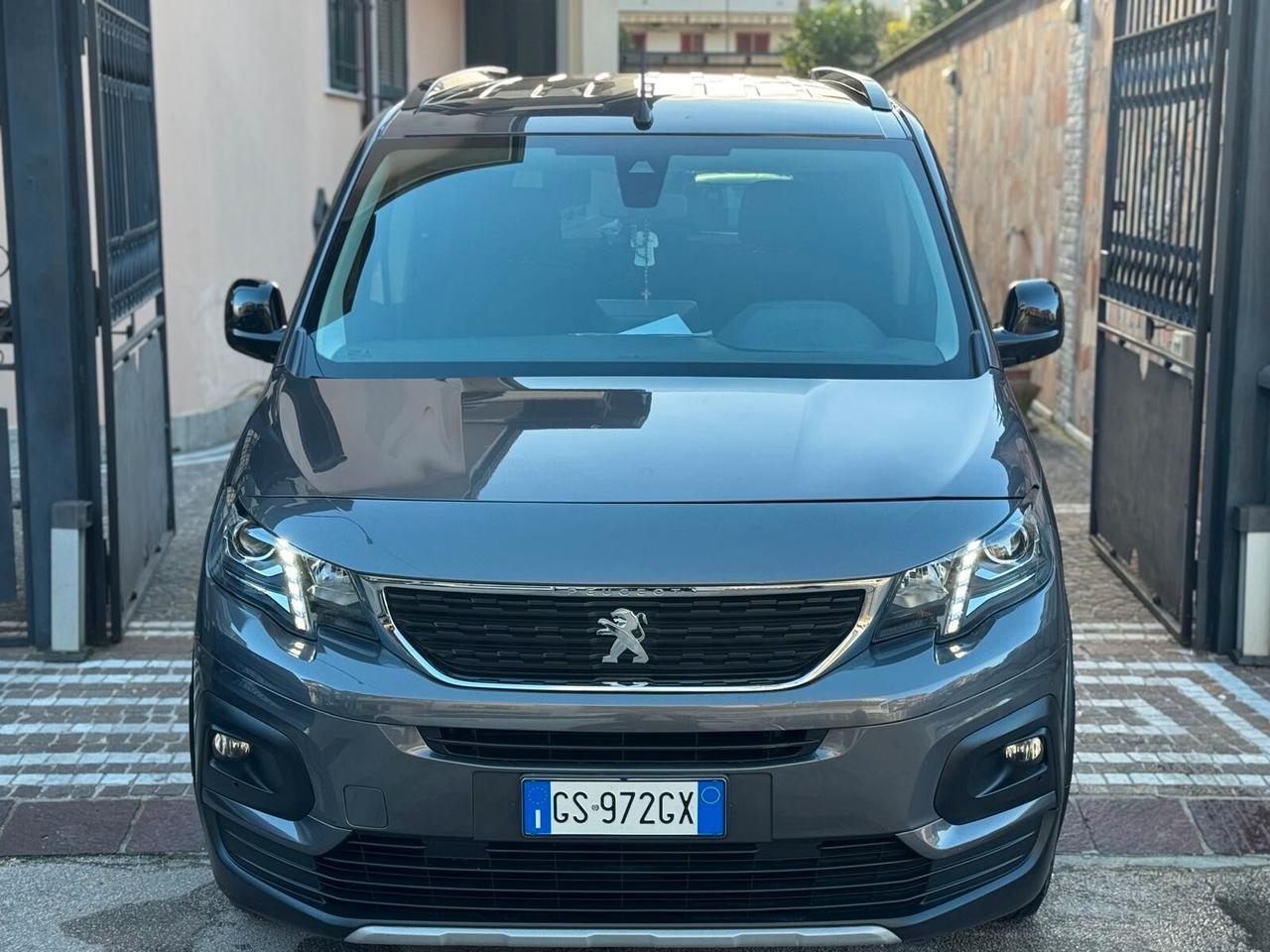 Peugeot Rifter Mix BlueHDi 130 S&S EAT8 PC Allure Standard