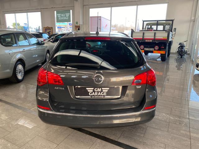 OPEL Astra 1.4 Turbo 140CV Sports Tourer GPL Tech Cosmo