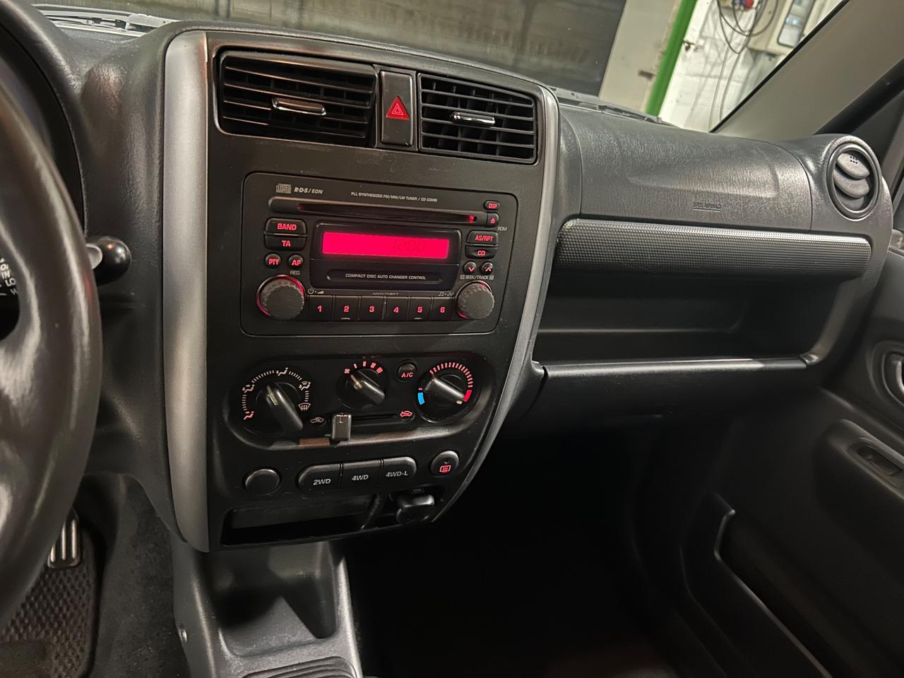 Suzuki Jimny 1.3 4WD Evolution