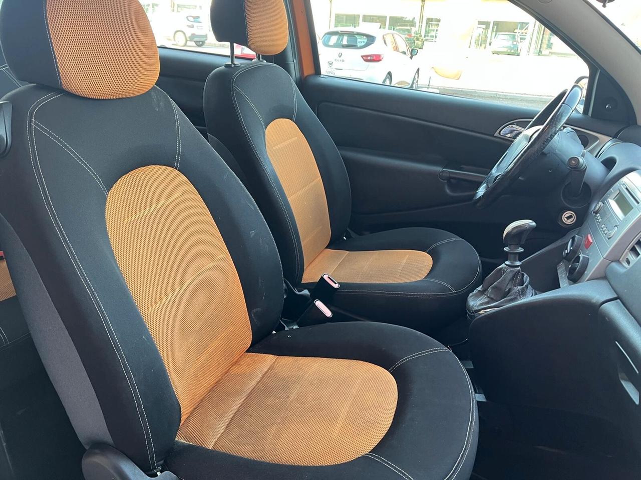 Lancia Ypsilon Ypsilon 1.2 16v Momo Design