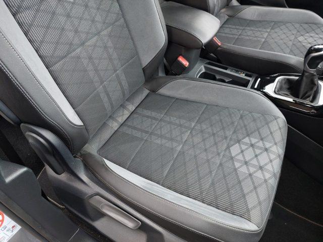 VOLKSWAGEN T-Roc 1.0 TSI R-Line km 37000 Cambio Manuale