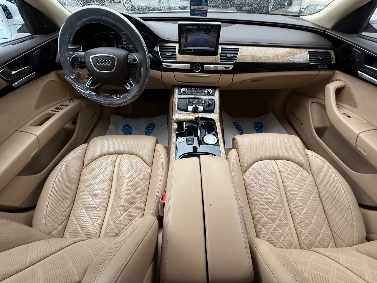Audi A8 - 4.2 TDI V8 351 CV - quattro tiptronic