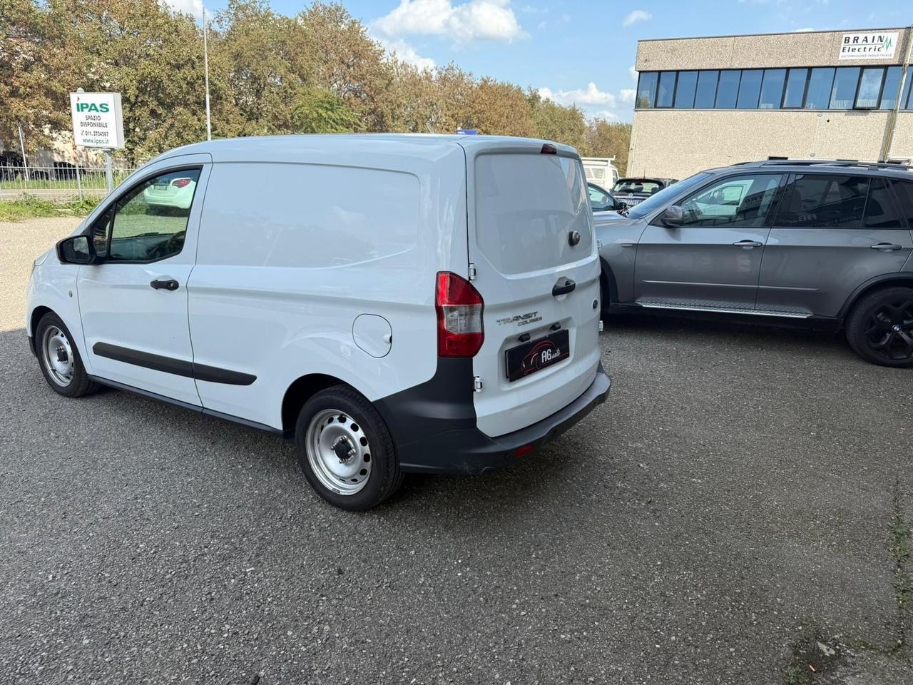 Ford Transit Courier 1.5 TDCi 75CV Van Entry