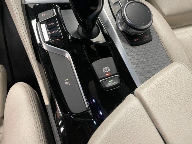BMW 520 520D TOURING M-SPORT AUTO