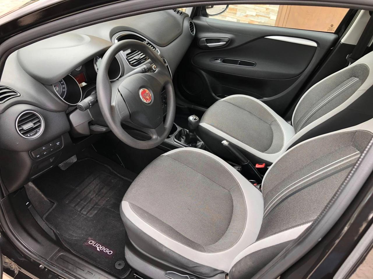 Fiat Punto 1.4 S&S 8V Dualogic 2012