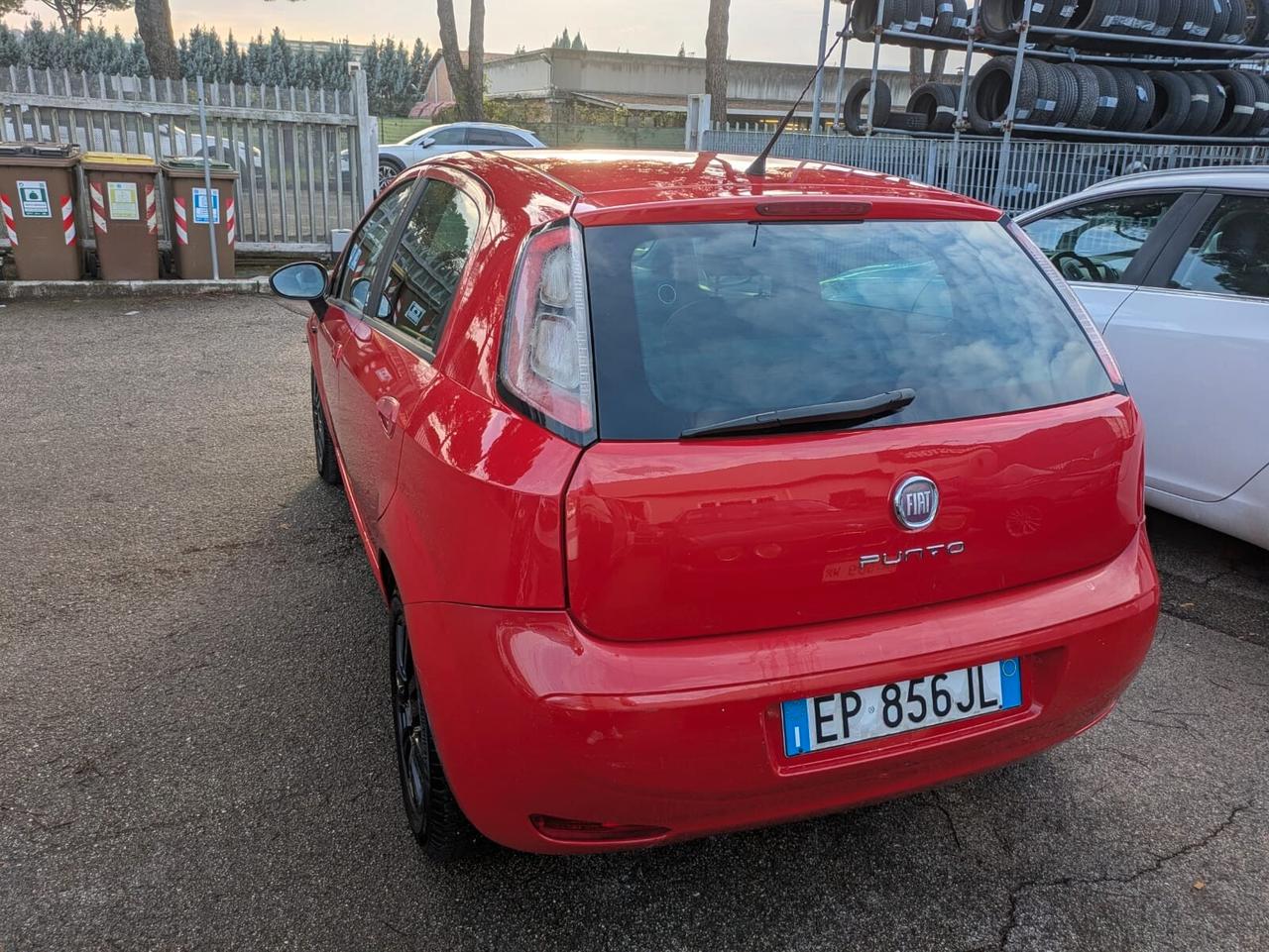 Fiat Punto 1.3 MJT II 75 CV 5 porte Virgin Radio