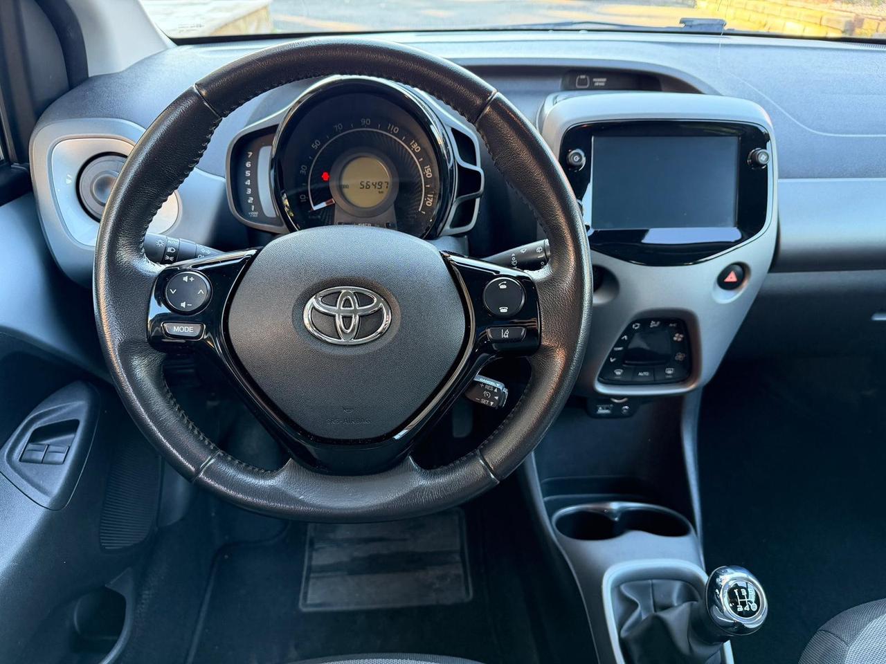 Toyota Aygo 1.0 VVT-i 72 CV 5 porte x-play