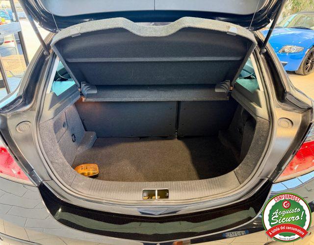 OPEL Astra GTC 1.4 16V Twinport 3p. Edition *NEOPAT*UNIPRO*