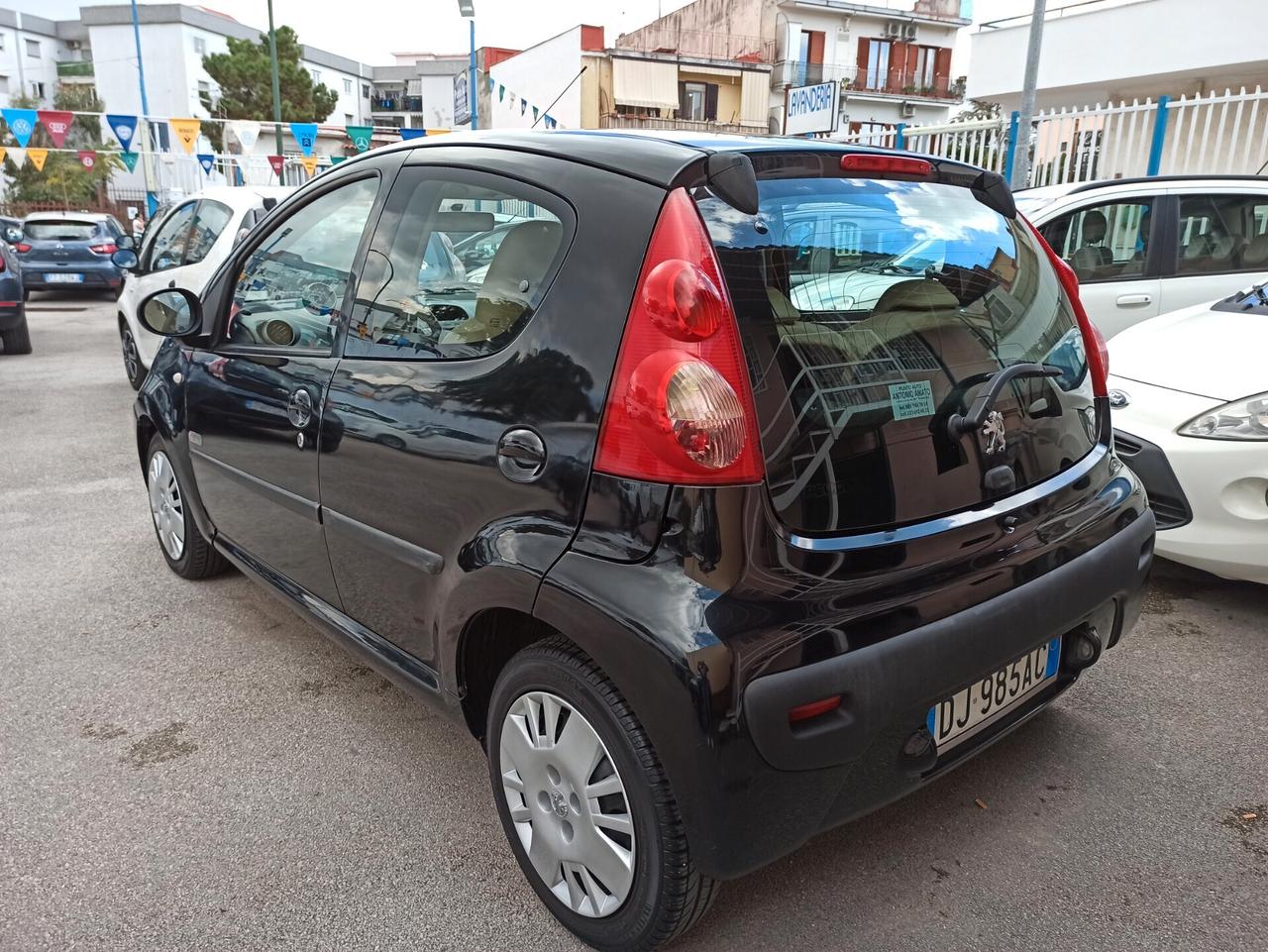 Peugeot 107 1.0 68 CV 5p. Sweet Years