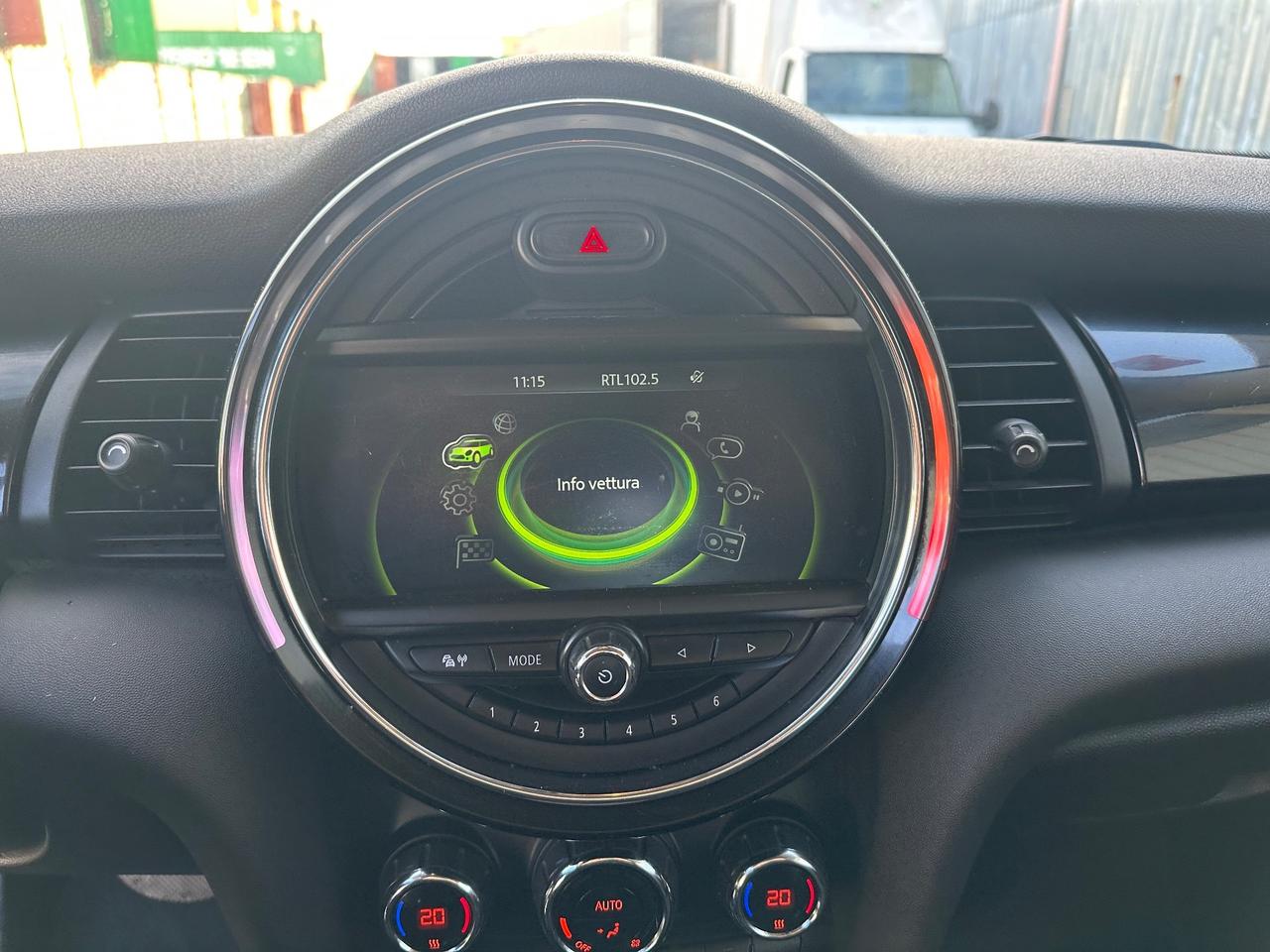 Mini 1.5 Cooper D 3 pt autom 7