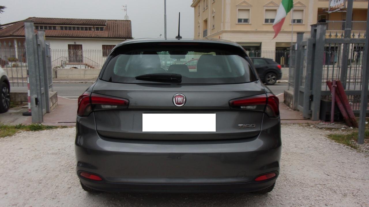 Fiat Tipo 1.6 Mjt S&S 5 porte City Cross