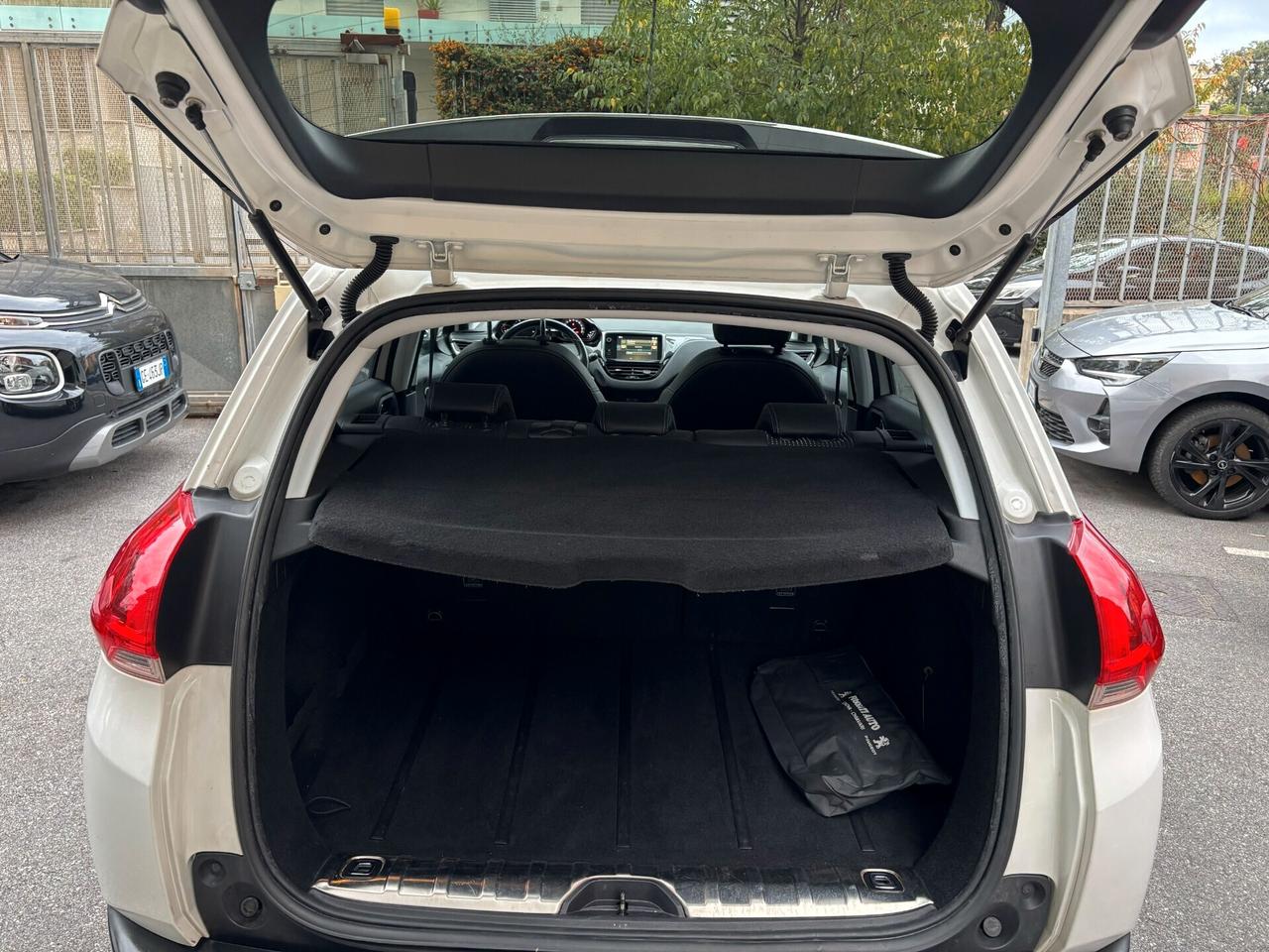 Peugeot 2008 1.6 e-HDi 92 CV Stop&Start Allure UNIPROPRIETARIO