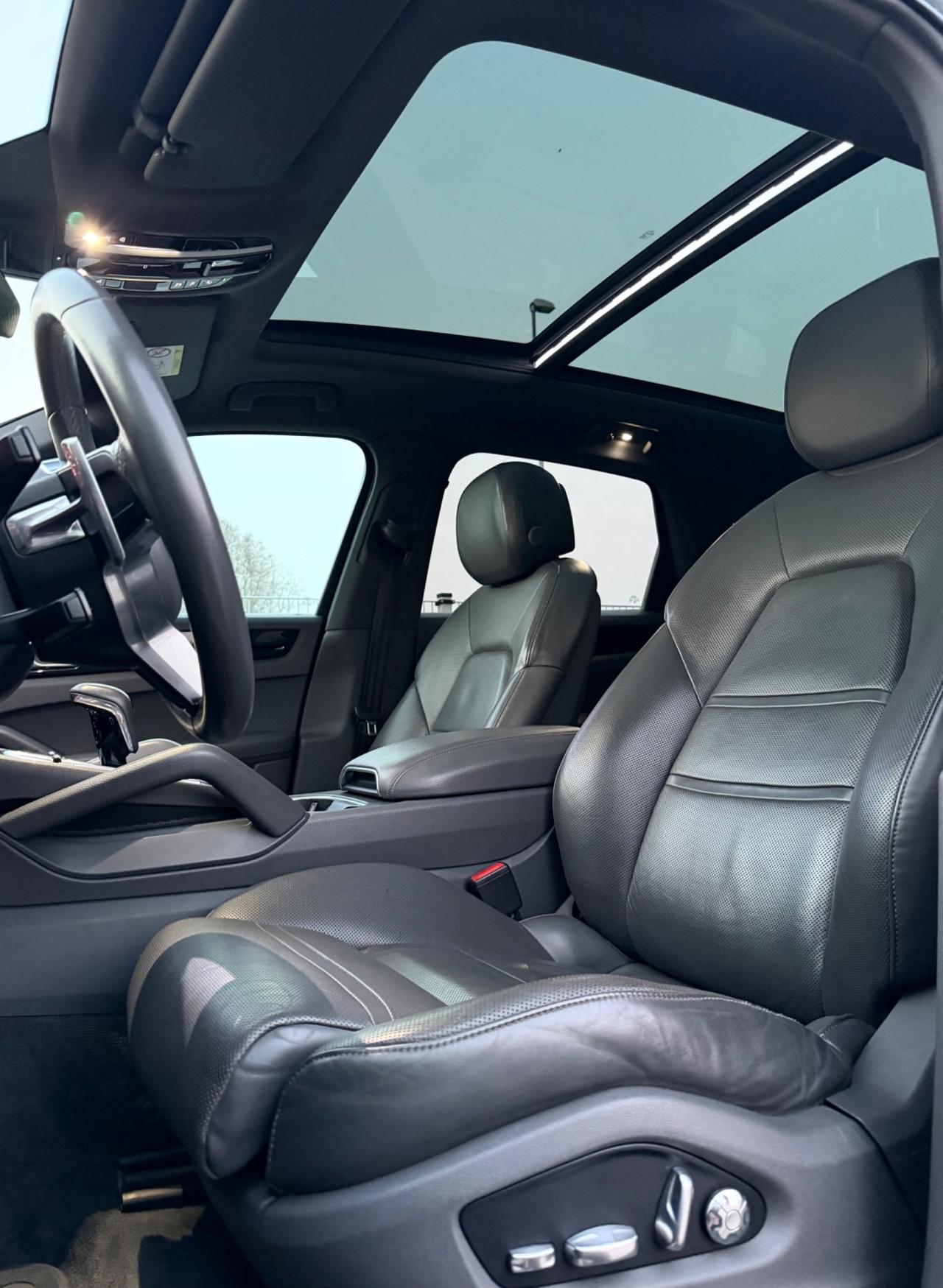 Porsche Cayenne 3.0 V6