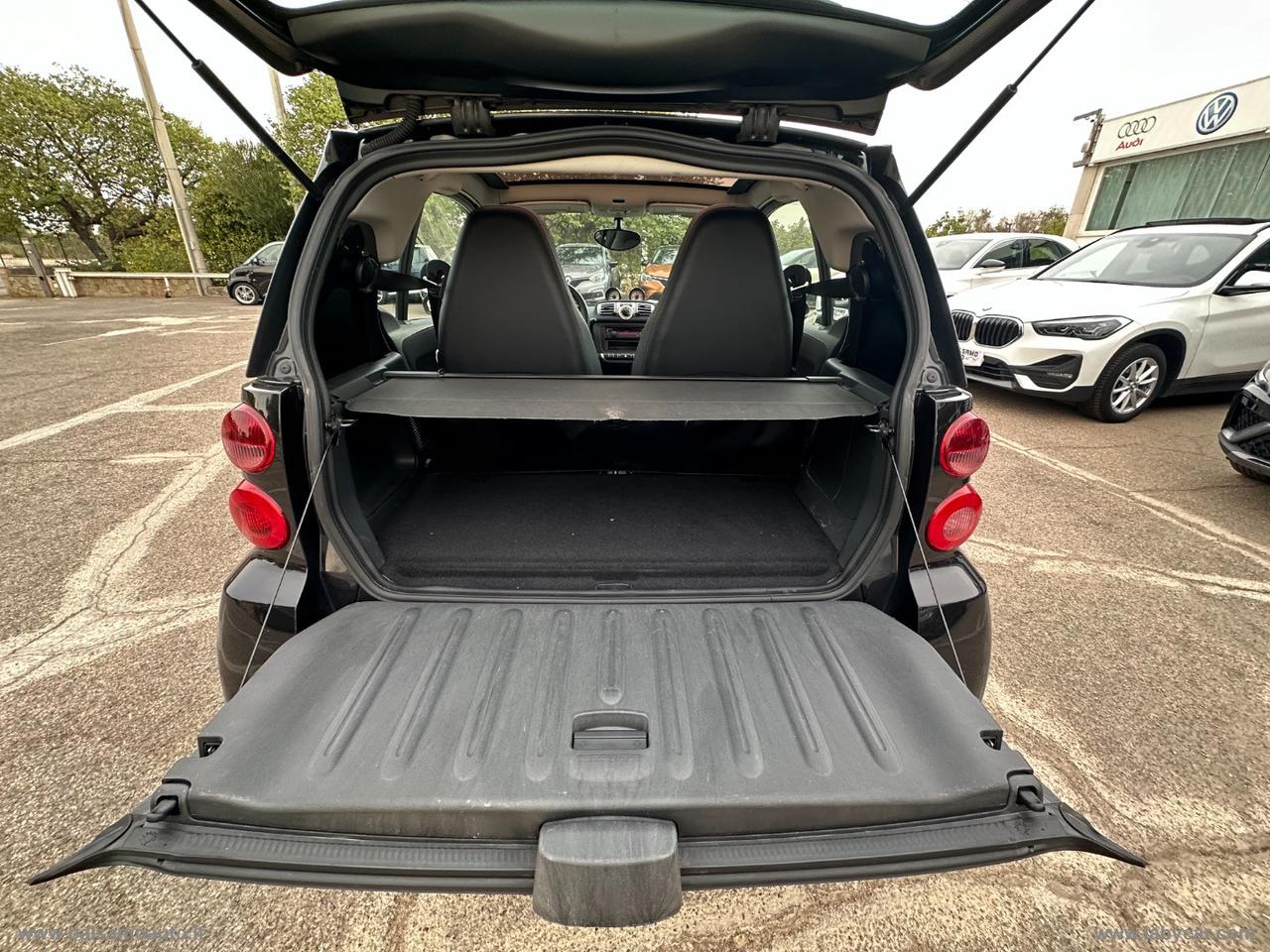 SMART fortwo 1000 52 kW MHD coupé Special One