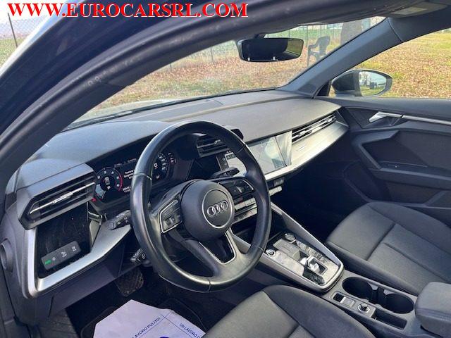 AUDI A3 Sedan 35 TDI S tronic Business Advanced