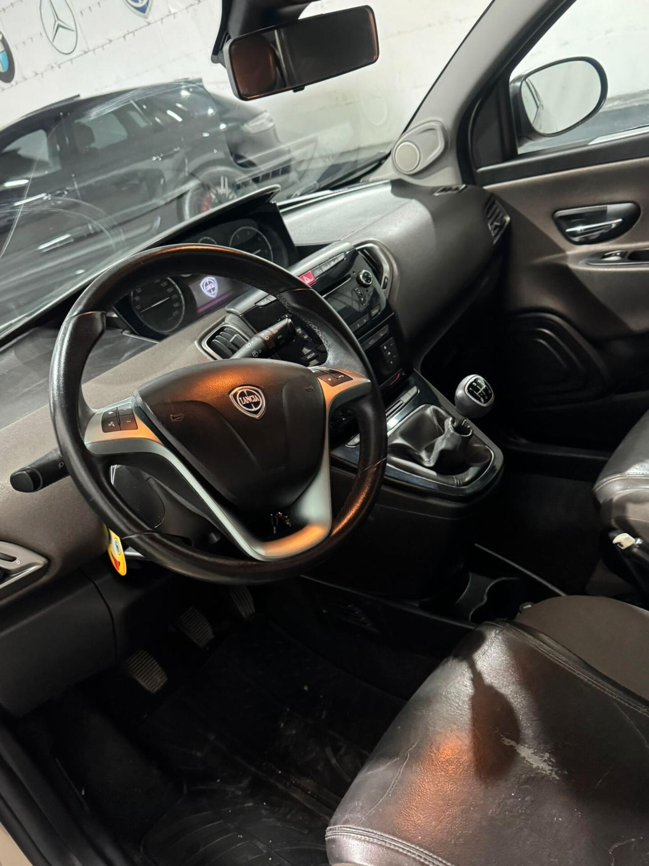 Lancia Ypsilon 1.3 MJT 16V 95 CV 5 porte S&S Gold
