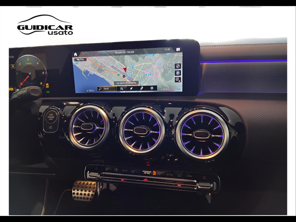 Mercedes-Benz Classe A - W177 2018 - A 180 d Premium auto