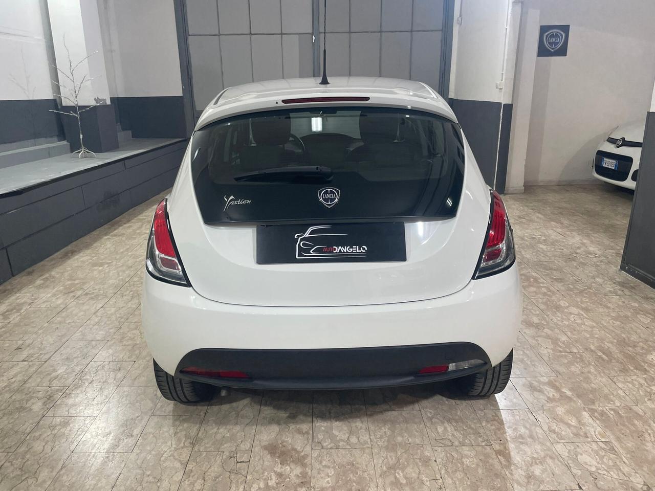 Lancia Ypsilon 1.2 69 CV 5 porte S&S Elefantino Blu