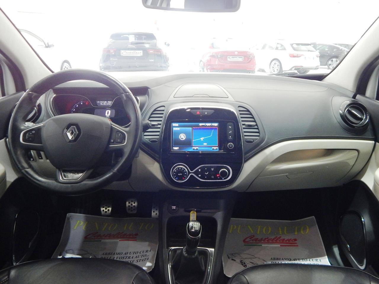 Renault Captur 1.5 dci Initiale Paris 110cv NAVI-PELLE-PARK-LED