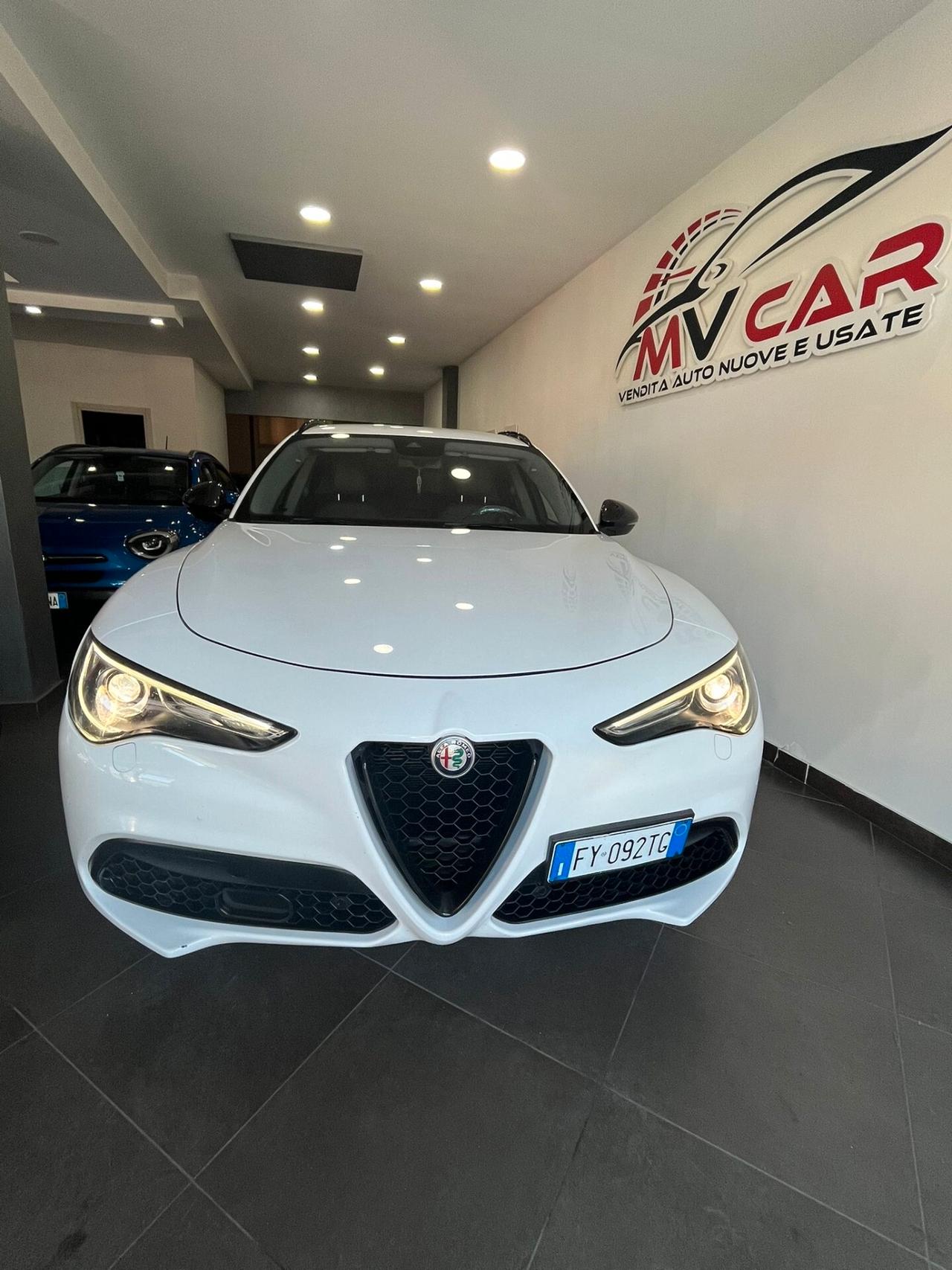 Alfa Romeo Stelvio 2.2 Turbodiesel 210 CV AT8 Q4 Super