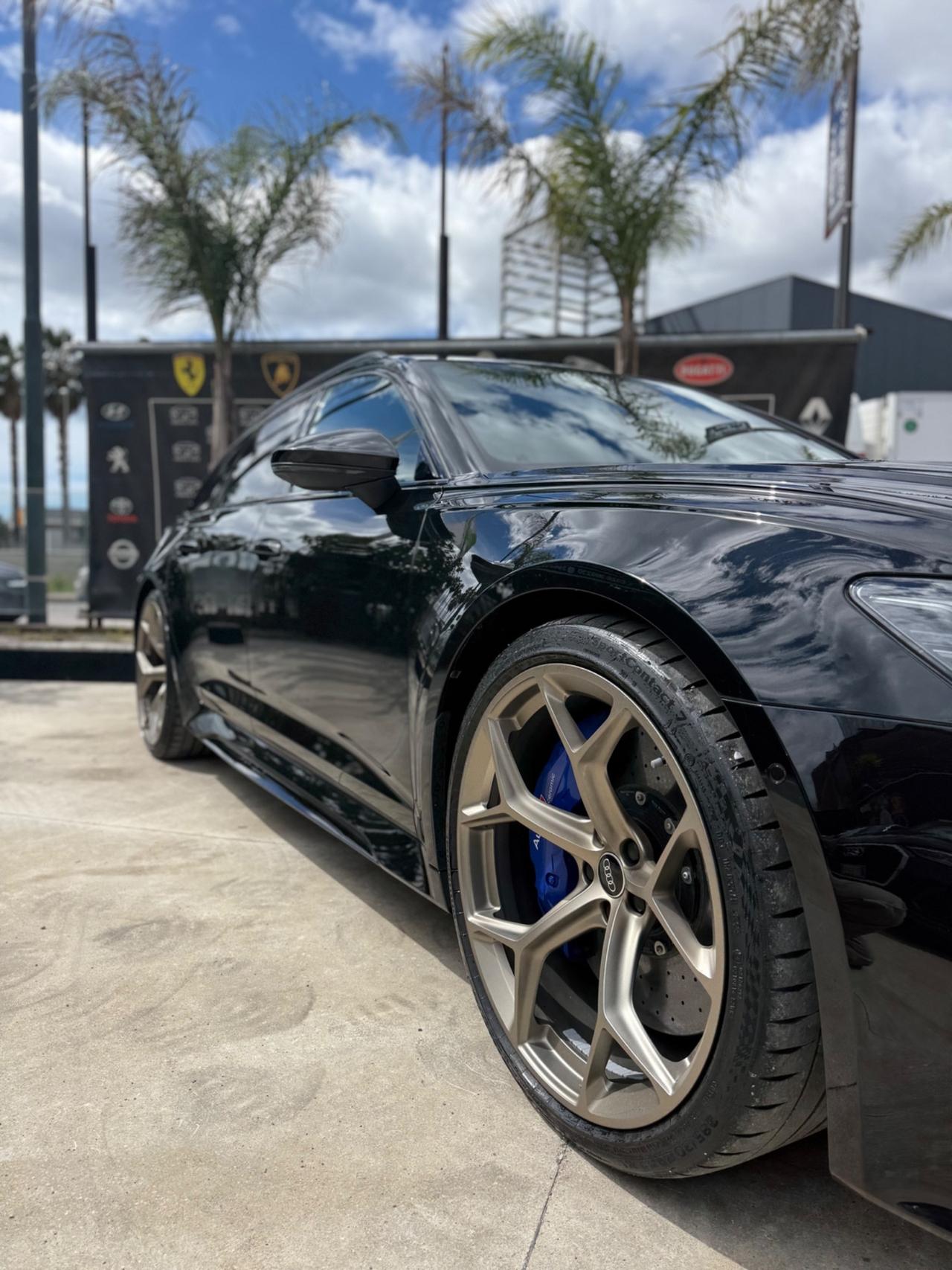 Audi RS6 R Avant 4.0 TFSI V8 quattro tiptronic Performance