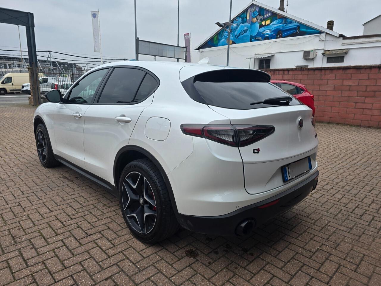 Alfa Romeo Stelvio 2.2 210 CV AT8 Q4 Ti Veloce