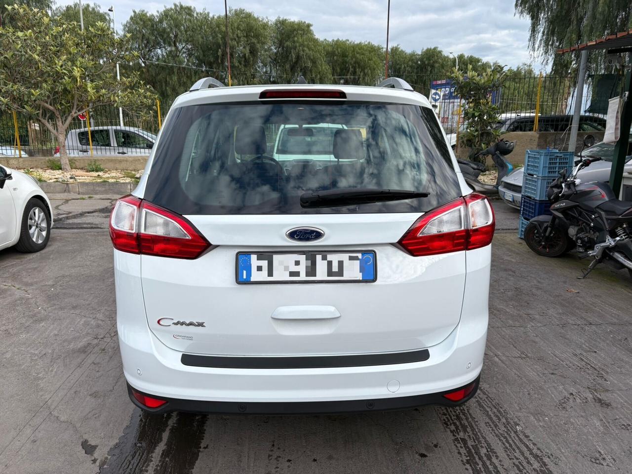 Ford C-Max TDCi Titanium p.a.r.i.-a.l.-.-n.u.o.v.o.