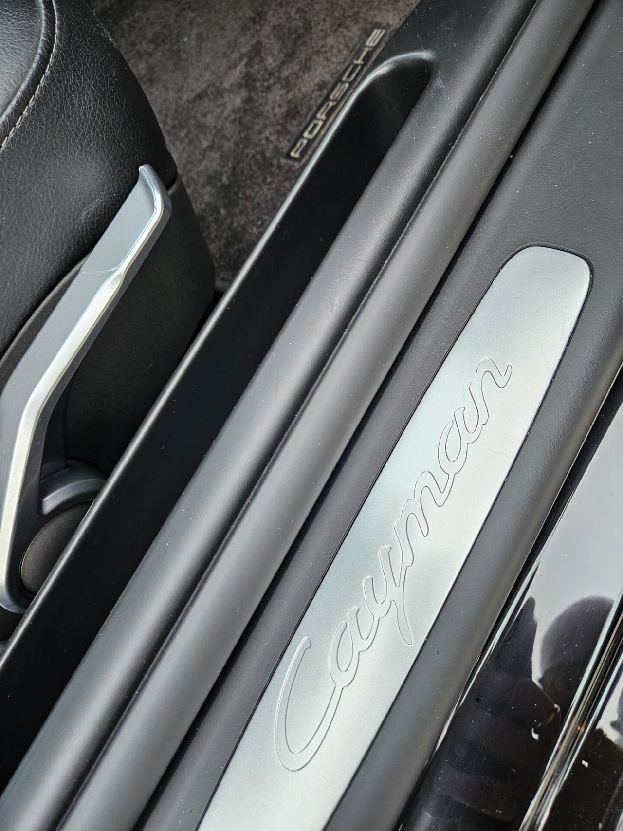 Porsche Cayman 2.7 DA VETRINA!