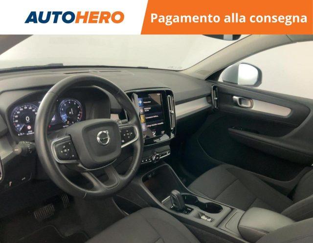 VOLVO XC40 T2 Momentum Pro