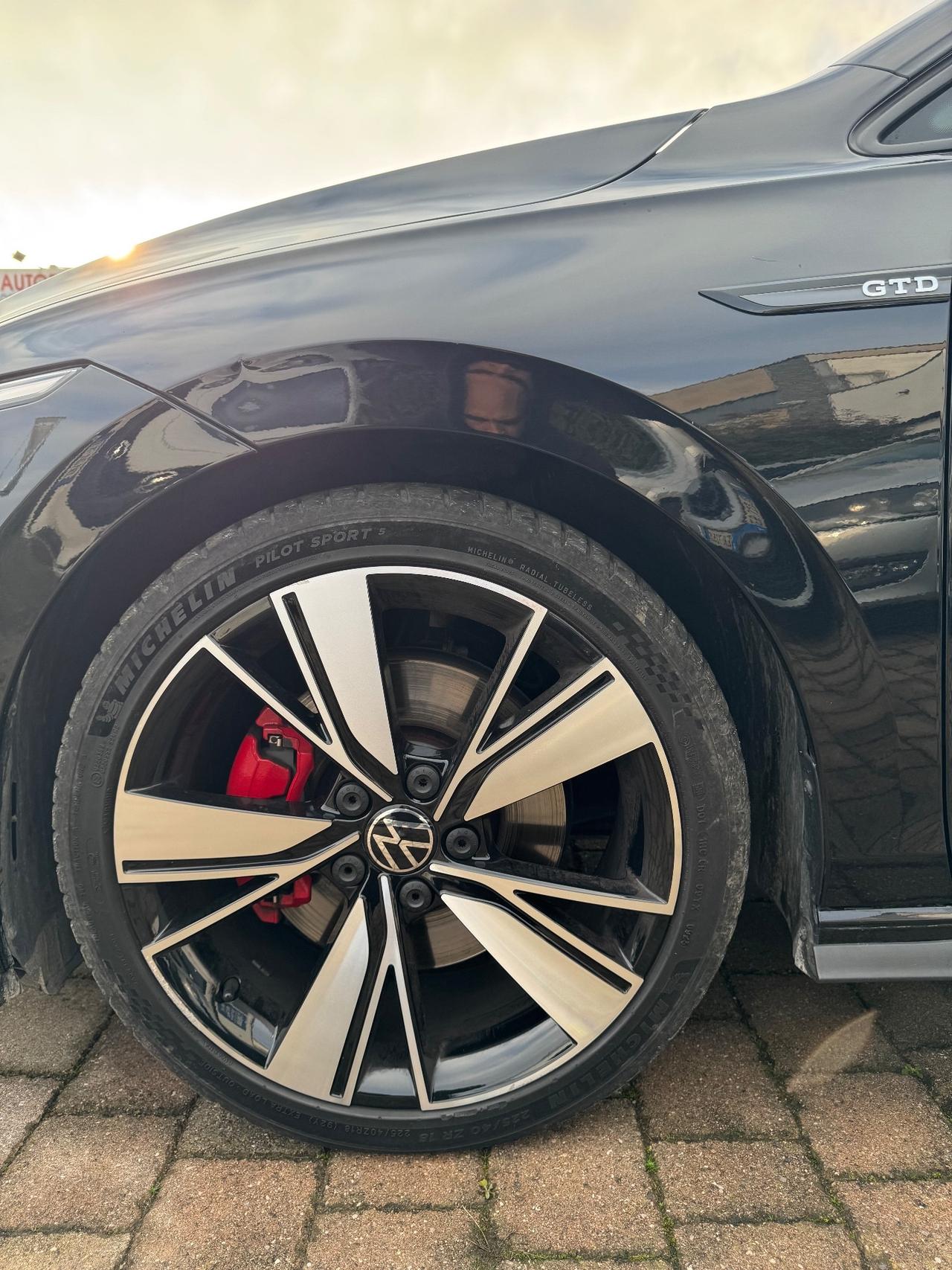 Volkswagen Golf 2.0 TDI GTD DSG