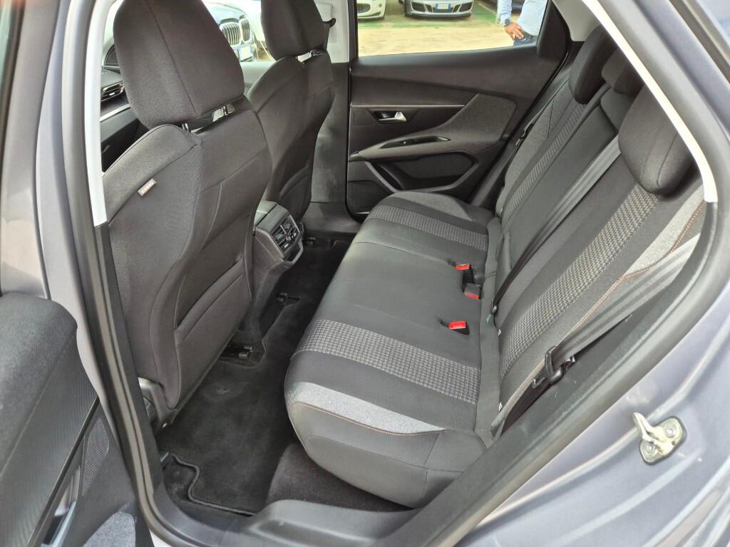 Peugeot 3008 BlueHDi 130 S&S EAT8 CERCHI-18