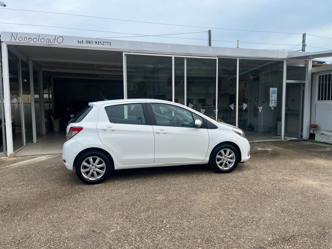 Toyota Yaris 1.0 5 porte