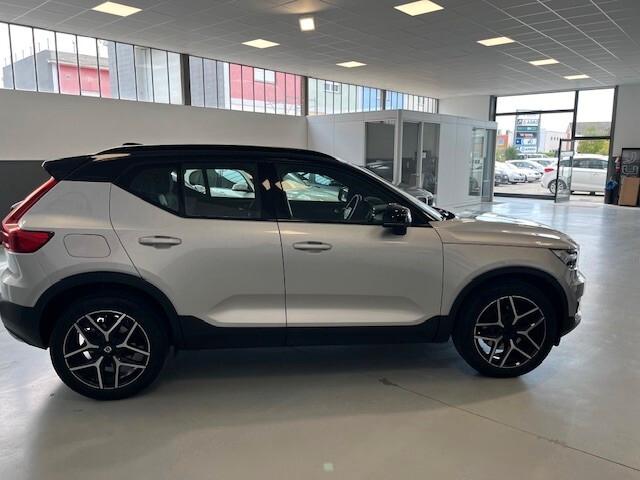 Volvo XC40 D4 AWD Geartronic R-design