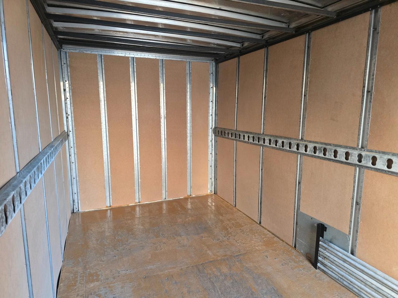 RENAULT B110 TURBO - FURGONATO ARREDATO PER TRASPORTO ABBIGLIAMENTO