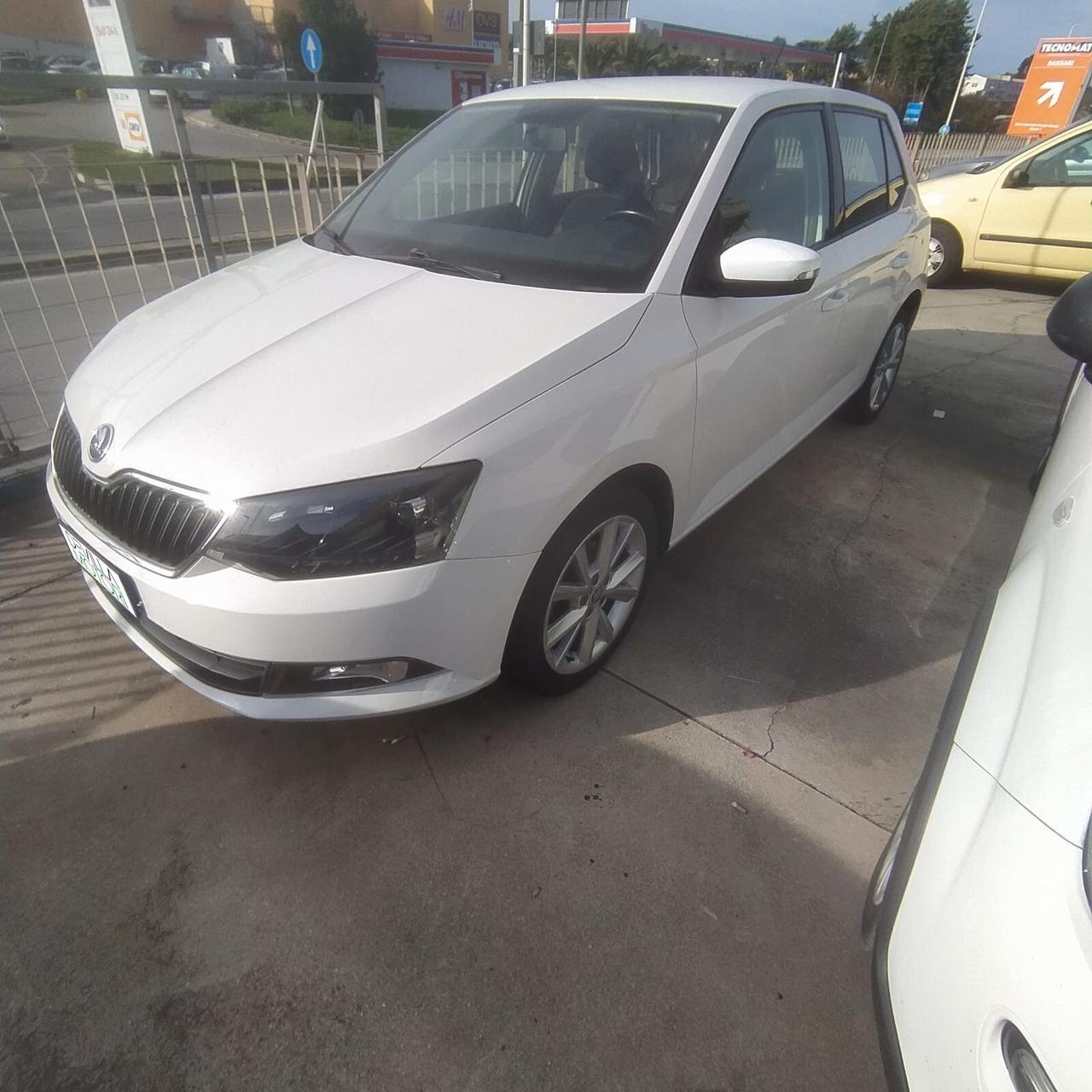 Skoda Fabia 1.0 MPI 60 CV Design Edition