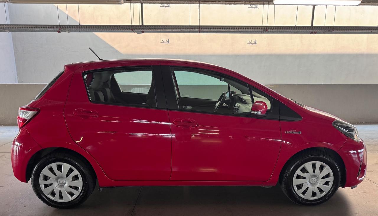 Toyota Yaris 1.5 Hybrid 5 porte Active