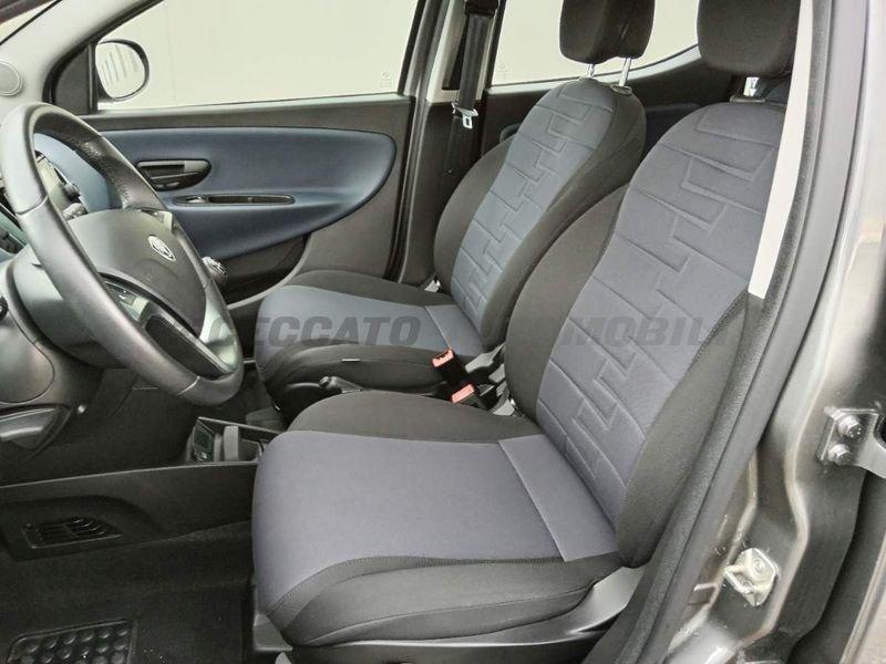 Lancia Ypsilon Ypsilon 1.0 firefly hybrid Platino s&s 70cv