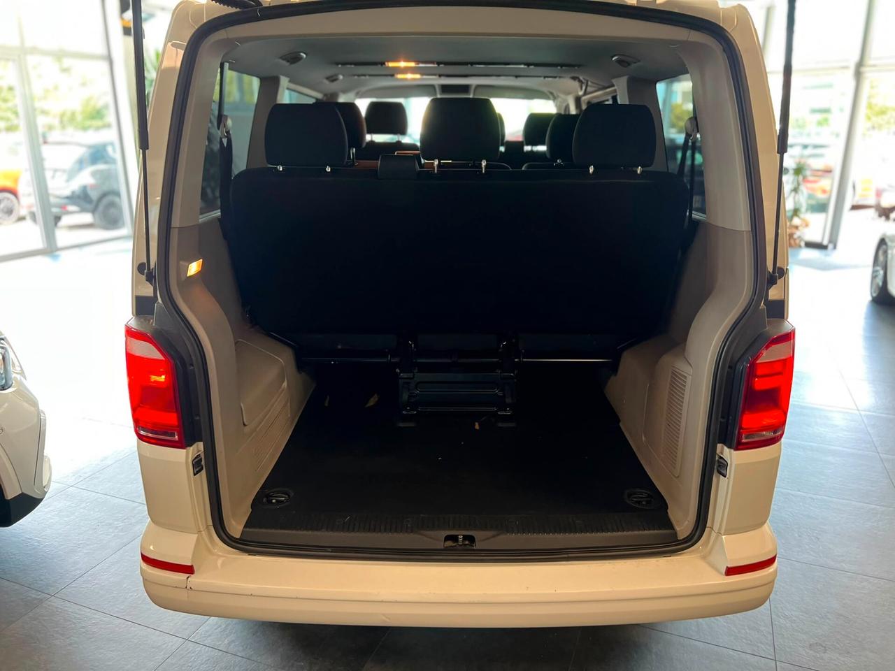 Volkswagen Caravelle 2.0 TDI 150CV DSG PC Comfortline