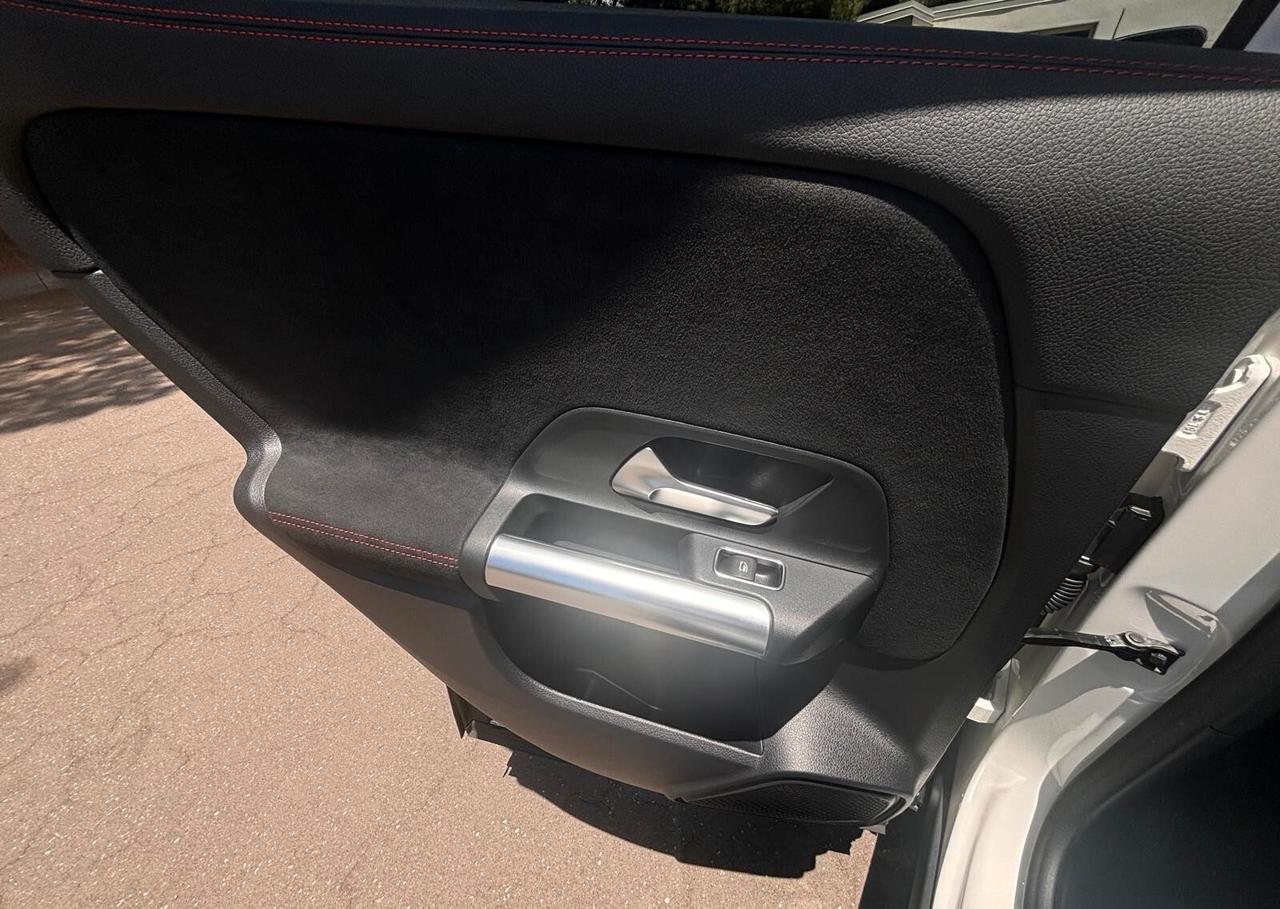 Mercedes-benz GLA 220 200 d Automatic AMG Line Premium Plus