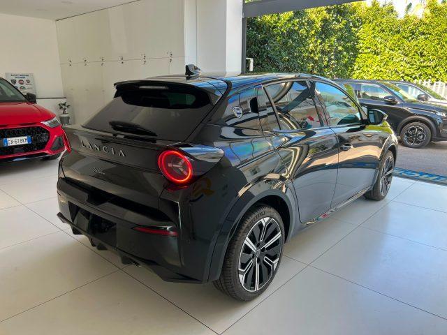 LANCIA Ypsilon Hybrid e-DCT LX da e229,00 mensili