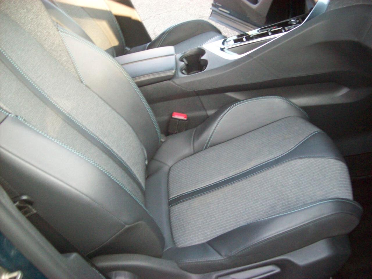 Peugeot 3008 BlueHDi 130 S&S EAT8 Allure Pack
