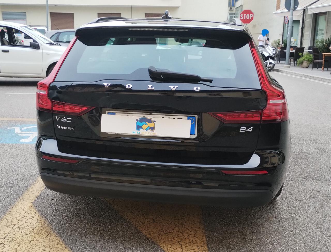 Volvo V60 2.0 MHEV Hybrid Core PROMMO