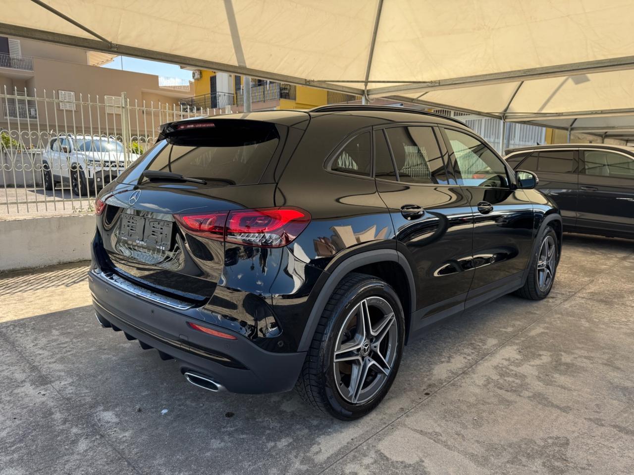 MERCEDES-BENZ GLA 200 d AUTOMATIC. PREMIUM AMG