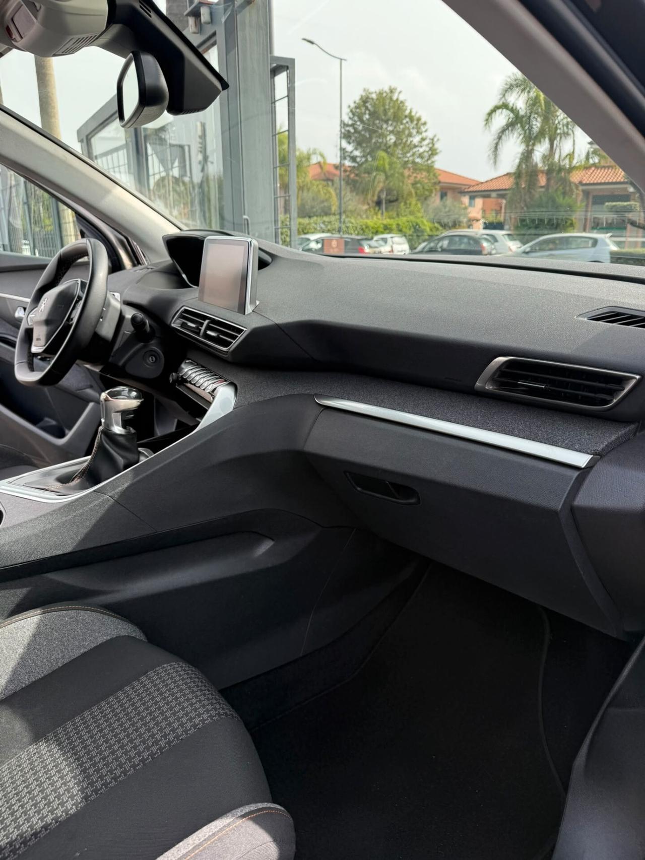 Peugeot 3008 Allure 2019